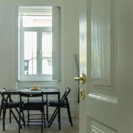 Scented House Порту